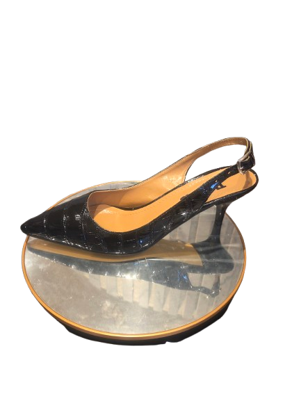 Classic slingback black shoes