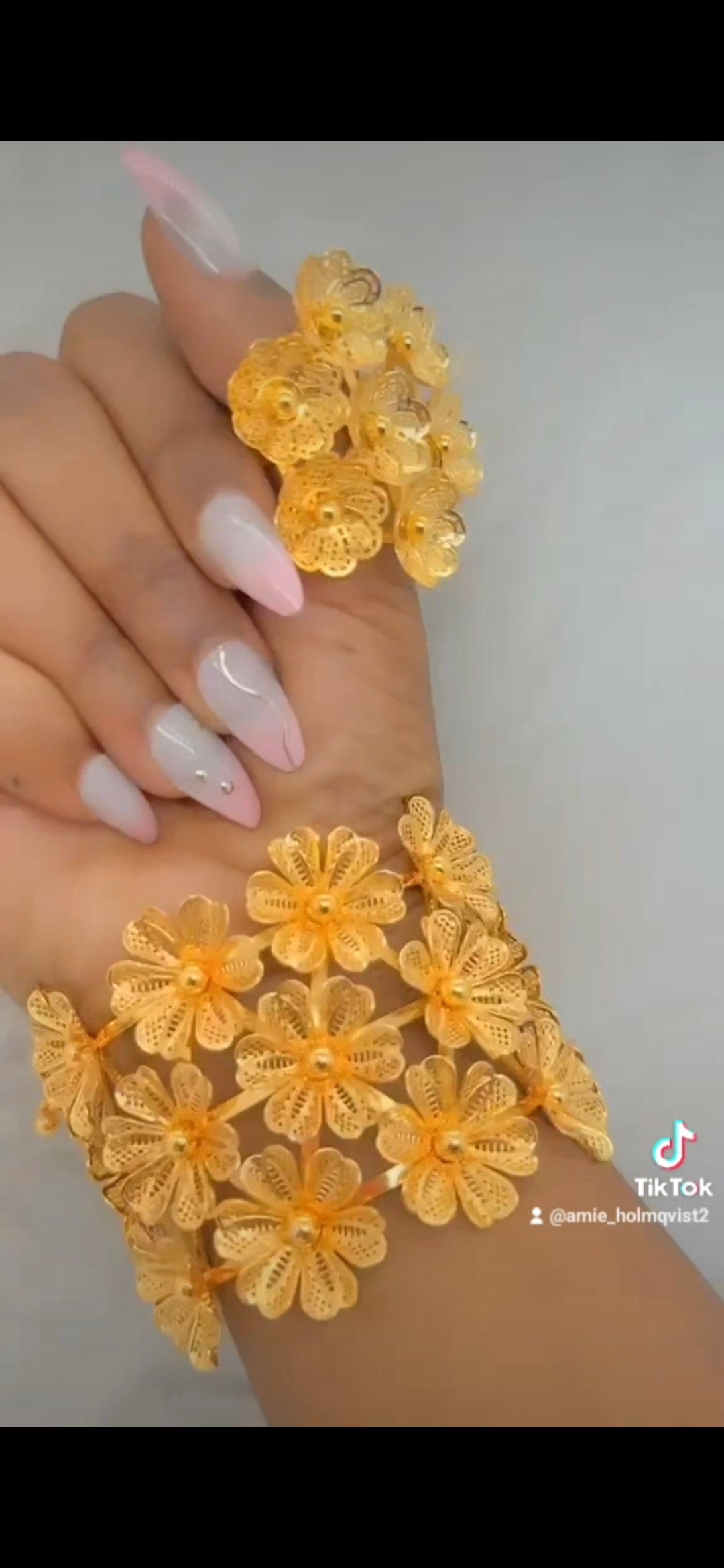 fashion bangle with finger ring set
